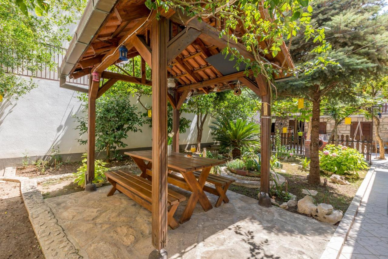 Studio Apartment Paradise Garden Split Eksteriør bilde