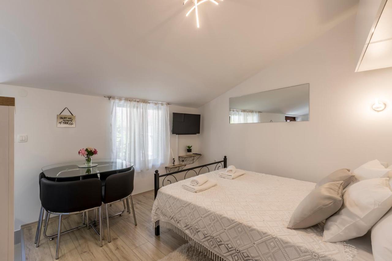 Studio Apartment Paradise Garden Split Eksteriør bilde